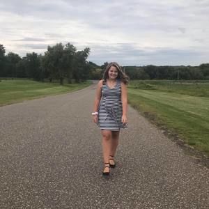 Meet your Posher, Brooke